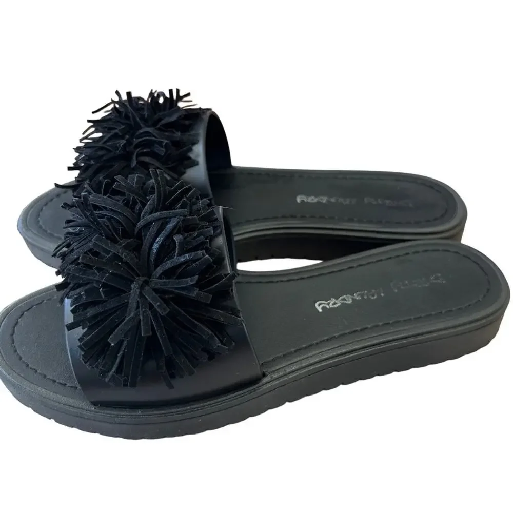 Dirty Laundry *MISMATCHED PAIR*Left 7 Right 8 Black Sandals slide on pompom top - Picture 7 of 16